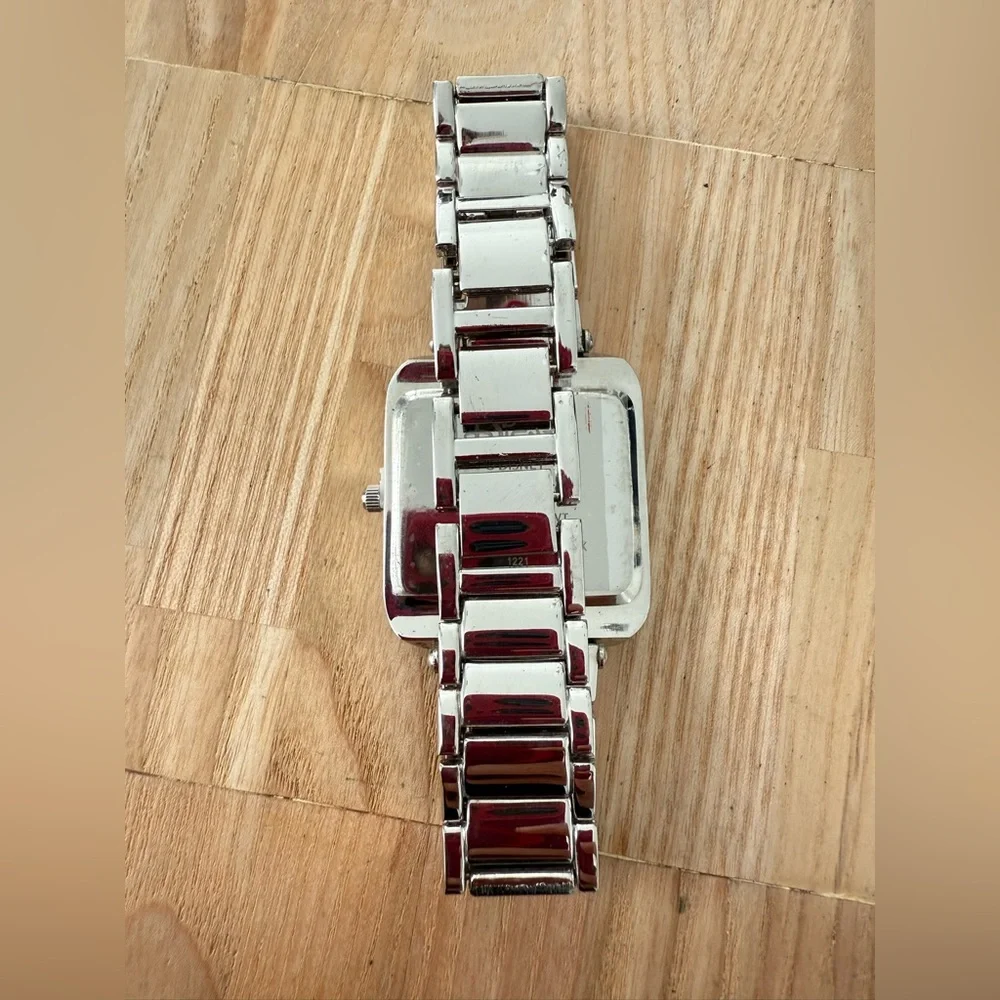 Disney rectangular Mickey Mouse silver tone watch NEW BATTERY